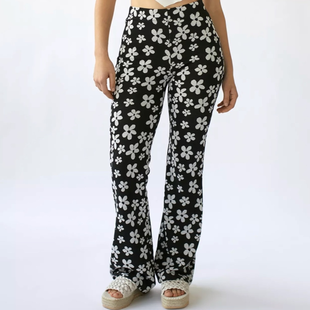 Urban Outfitters Bryn Pull-On Flare Pants